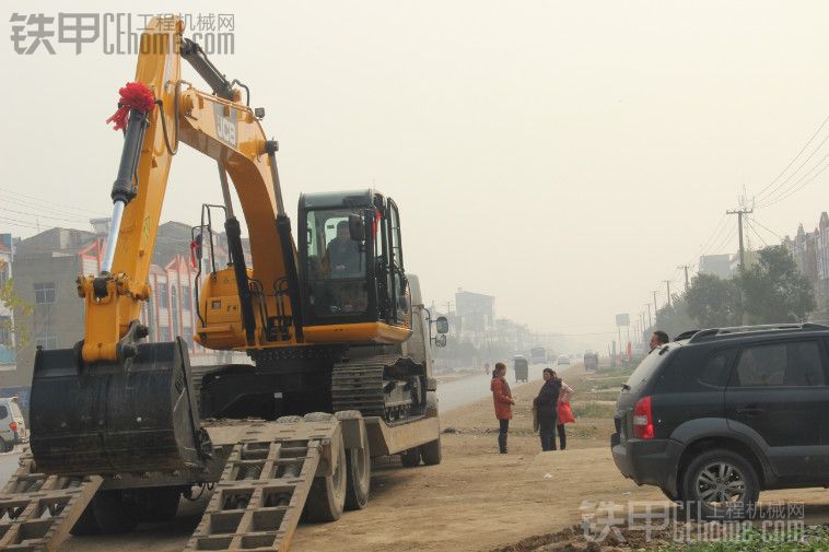 轉(zhuǎn)讓英國jcb210的挖掘機