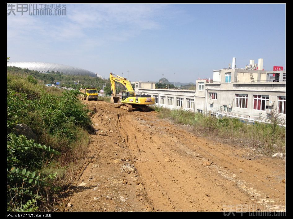 小周新工地咯。。贵州金阳新区找实力车队!