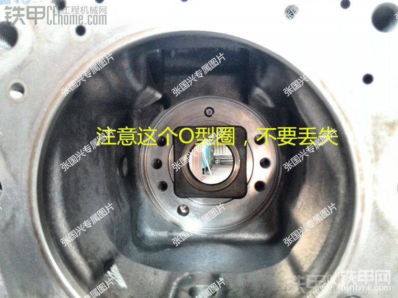 小心前泵內(nèi)o型圈丟失，它對(duì)應(yīng)著搖擺座的油道