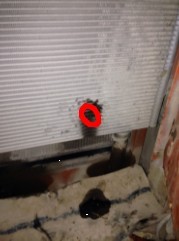 挖机空调散热器穿了非常小的个洞洞咋搞？