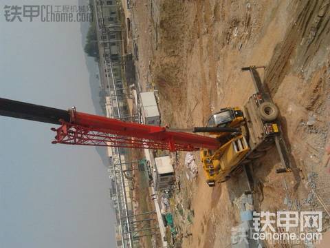 工地上看到的機(jī)械。