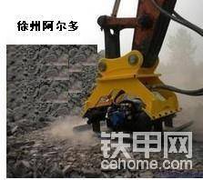 平板夯  適用于12-20噸 挖機(jī)兩頭忙 現(xiàn)價(jià)比高