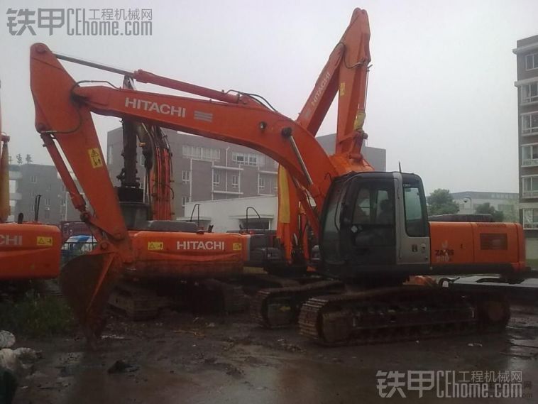 求购一台日立240-3的挖掘机，最好在河北邯郸附近