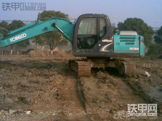 神钢SK130-8挖掘机4200小时使用报告