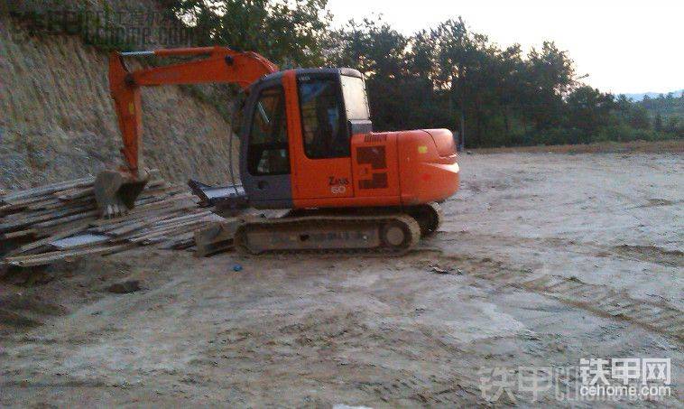 日立ZAXIS60挖掘机10000小时使用报告-帖子图片