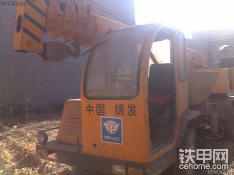 地大物博，感嘆！展現(xiàn)國(guó)人聰明才智的油電混合動(dòng)力小吊車