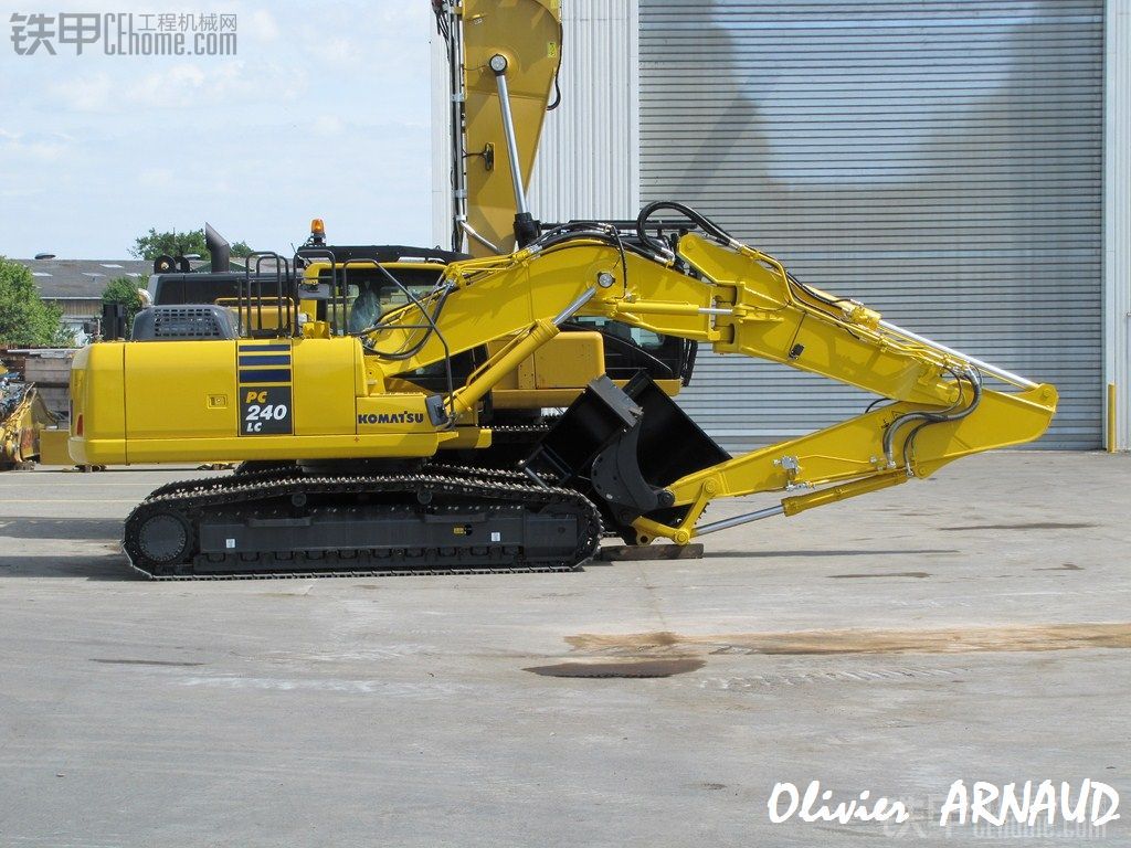 KOMATSU PC 240.390.490-10系