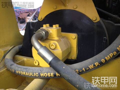 漂亮干爽山東鑫奧70-8輪挖，價(jià)格合適。。