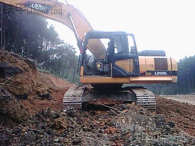 雷沃220挖煤实录