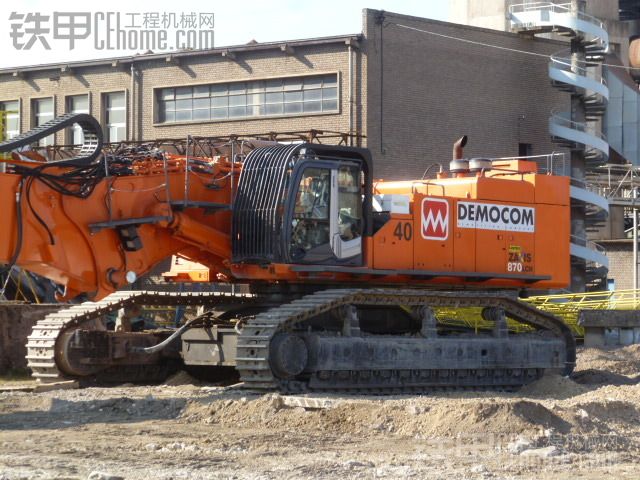 日立ZAXIS 870LCH-3