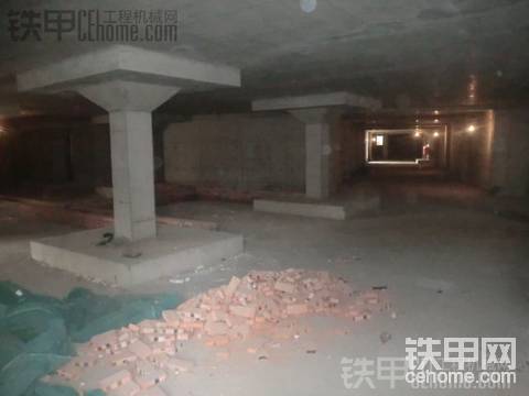 龍工307室內(nèi)回填