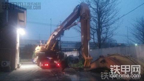 凱斯CX460趕坐船