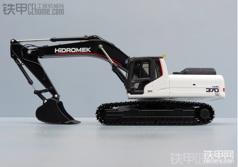 海德宝莱 HMK370LCHD挖掘机模型-帖子图片