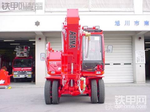 紅色日立ZX125w消防专用挖掘机