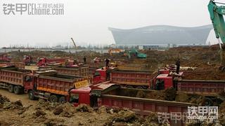 赐予我力量 提全新卡特彼勒329D挖掘机