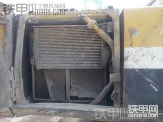 头一次见小松220-5 没见过的进来看看啊