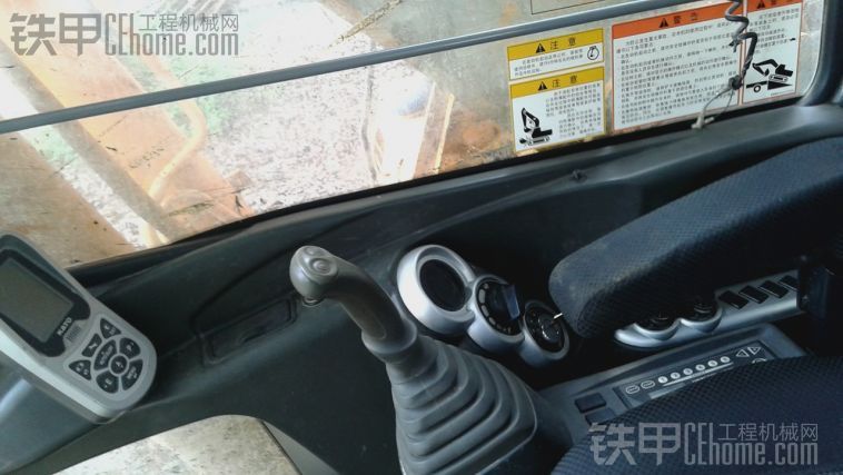 加藤1023-R二手挖掘機 價格65.8萬元 湖南省長沙市 4900小時