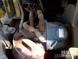 现代60-7挖掘机，8800小时