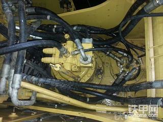 出售卡特2010年4500小时进口320D
