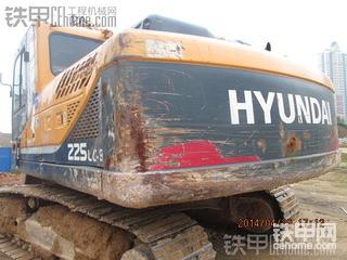 现代  R215-9