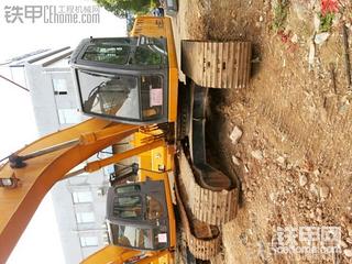 广西加藤出售820R债权机1700小时、