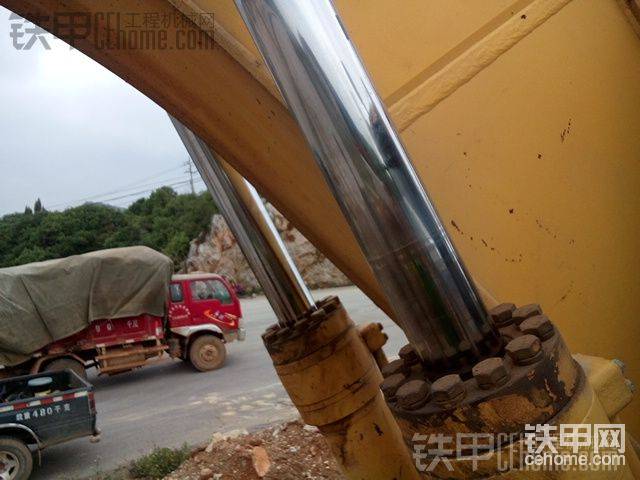 油罐非常白