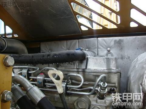 出售13年進(jìn)口卡特307D挖掘機(jī)，小時(shí)少，車好！
