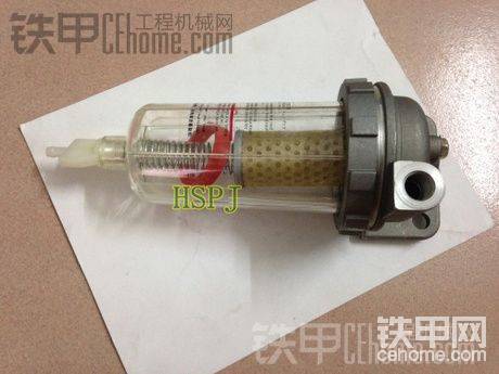 大家都用什么油水分离器???我的小松120原车没分离器,自己加装了一个