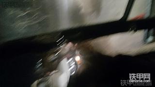 39W入手卡特305.5E挖掘机 分享使用过程