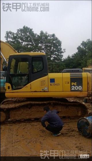 小松 PC200-7  挖掘机  5600小时  50万