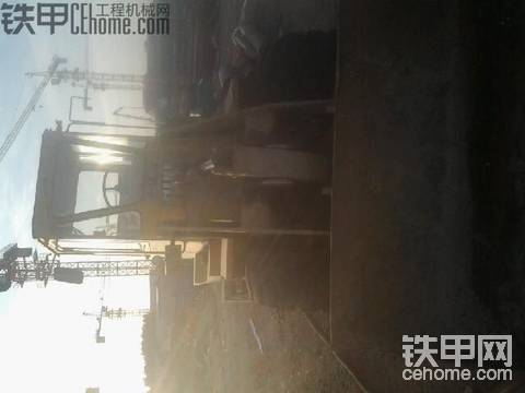 跪求高手幫忙看看這部小鏟車能入手嗎？