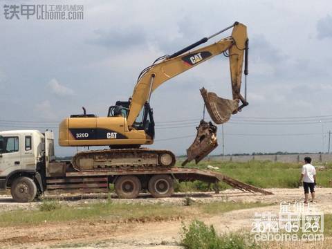 卡特320D挖機(jī),開了你一年多了，打過破碎，裝過車