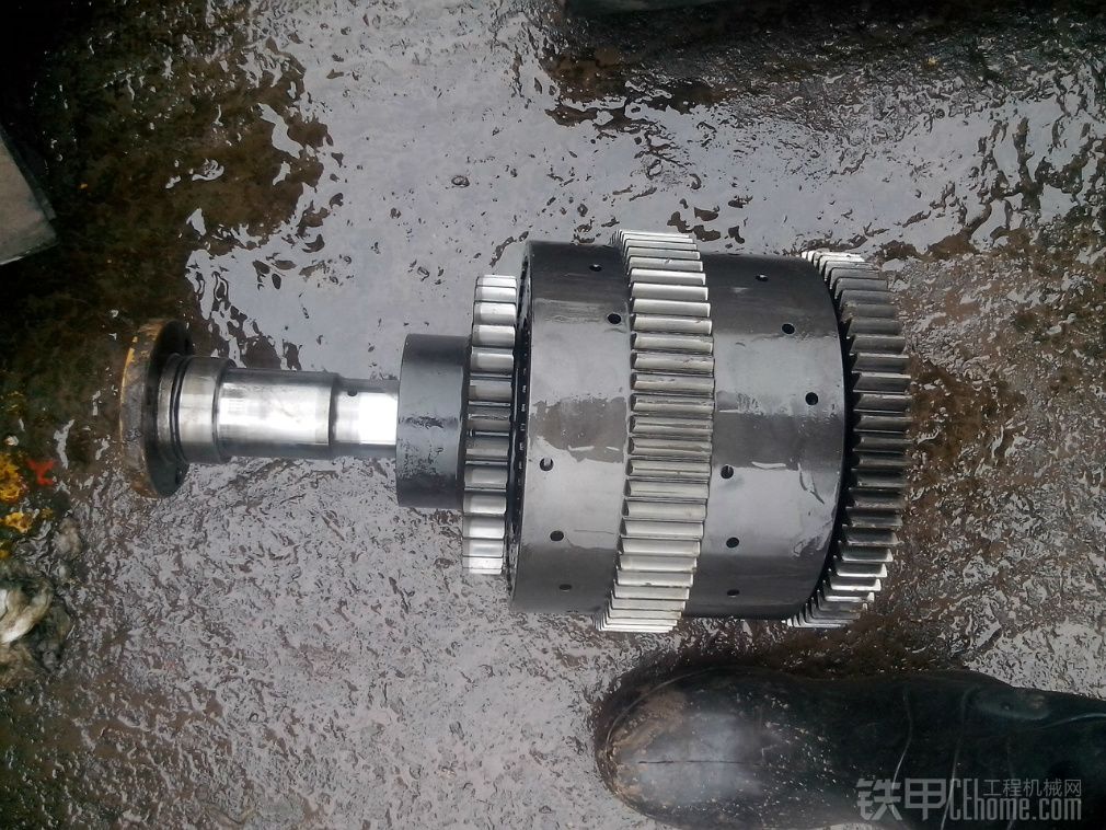 柳工856ZF 变速箱维修