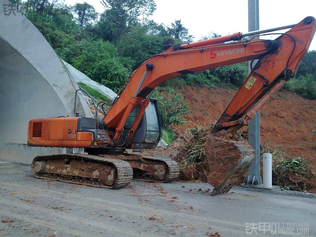 選擇挖掘機(jī)大小的心得