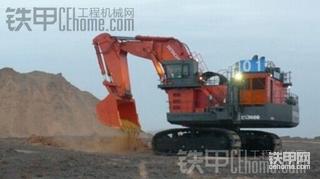 五千萬的電鏟裝車作業(yè)！