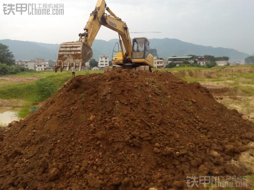 出售PC220-7挖掘機