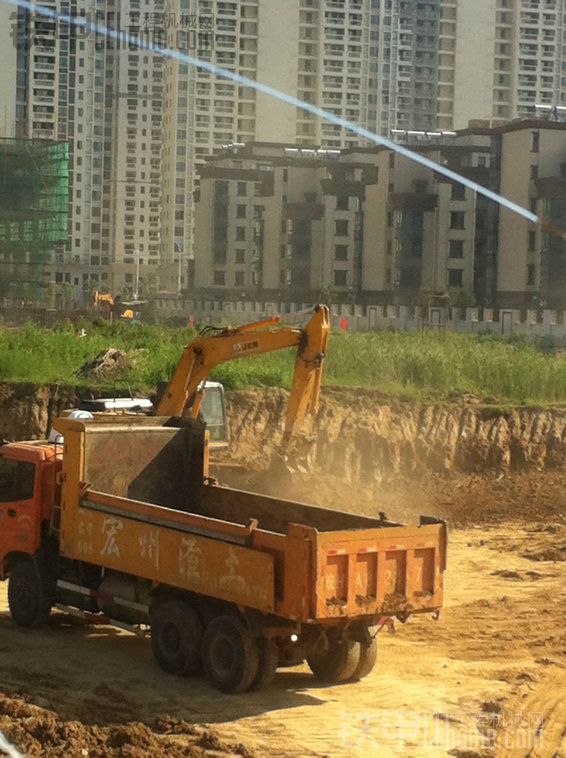 7000小时的JCB220