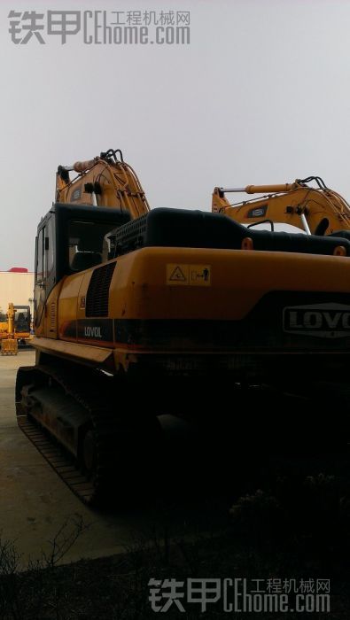 福田雷沃 FR330 挖掘机 2012年1300小时97万
