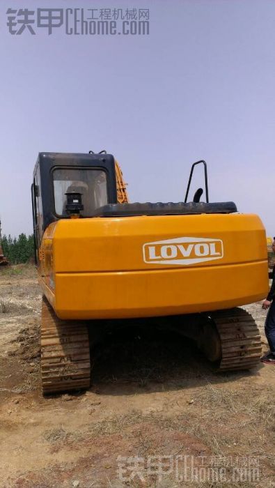 出售福田雷沃二手挖掘机FR150，2010年2200小时