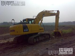 小松PC200-8挖掘机 4年8000小时了