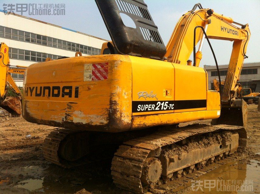 現(xiàn)代 R215-7C 挖掘機(jī) 5000小時 28萬 ，挖機(jī)中的戰(zhàn)斗機(jī)