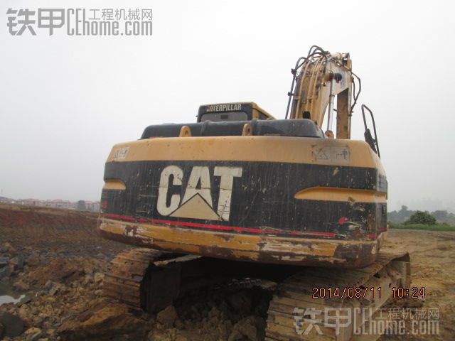 卡特 CAT320B 挖掘機(jī) 10000小時 24萬