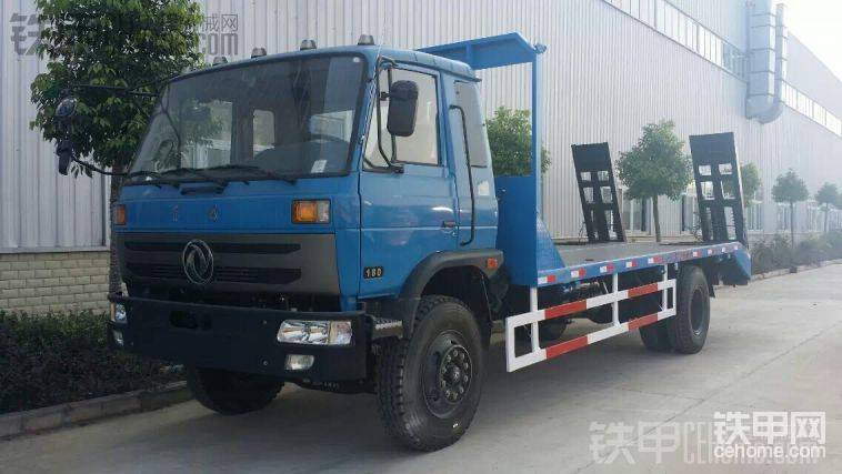 挖機(jī)平板拖車購車熱線：13774123355