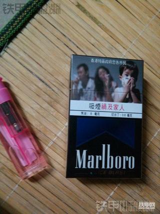 看到有許多人有想買2噸小挖的，在此我給一些我的經(jīng)驗。