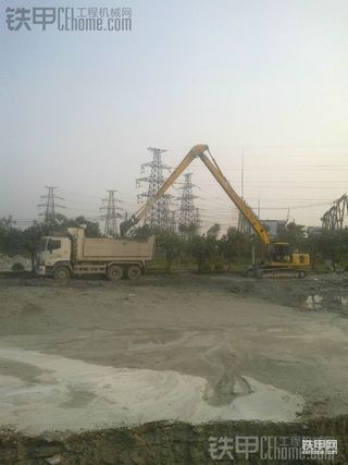 【施工作业】斗山DX150LC-7挖掘机修塘基，全程分享，来围观呗。