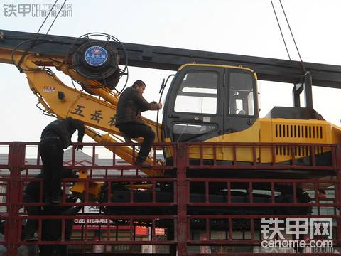 五岳重工旋挖鉆機(jī)