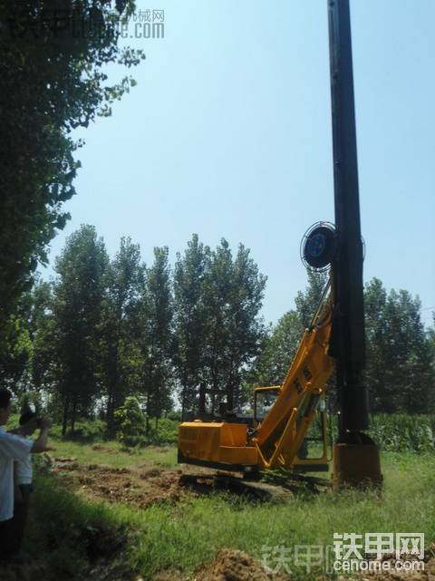 wy360五岳重工機(jī)械旋挖鉆機(jī)