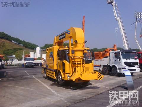 中聯(lián)廠家培訓泵車時隨拍的圖片