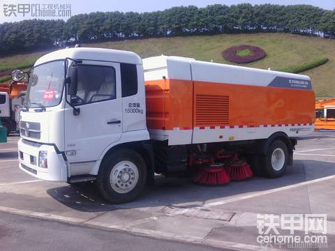 中聯(lián)廠家培訓泵車時隨拍的圖片