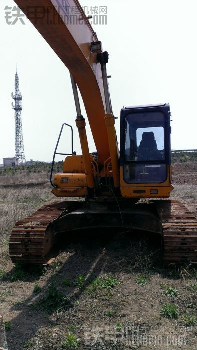 福田雷沃260-7，法務(wù)車，2012年車，1800小時(shí)，45萬